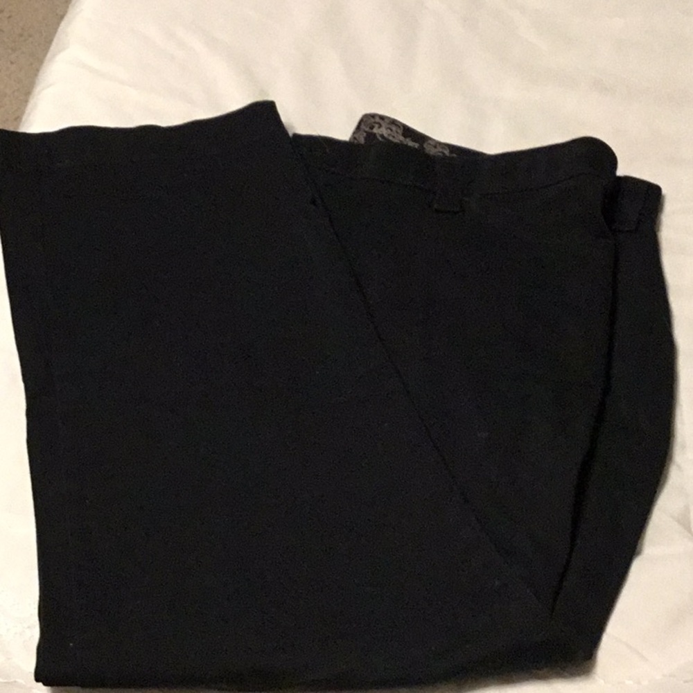 Lee comfort waistband stretch color black size 16W petite thin material